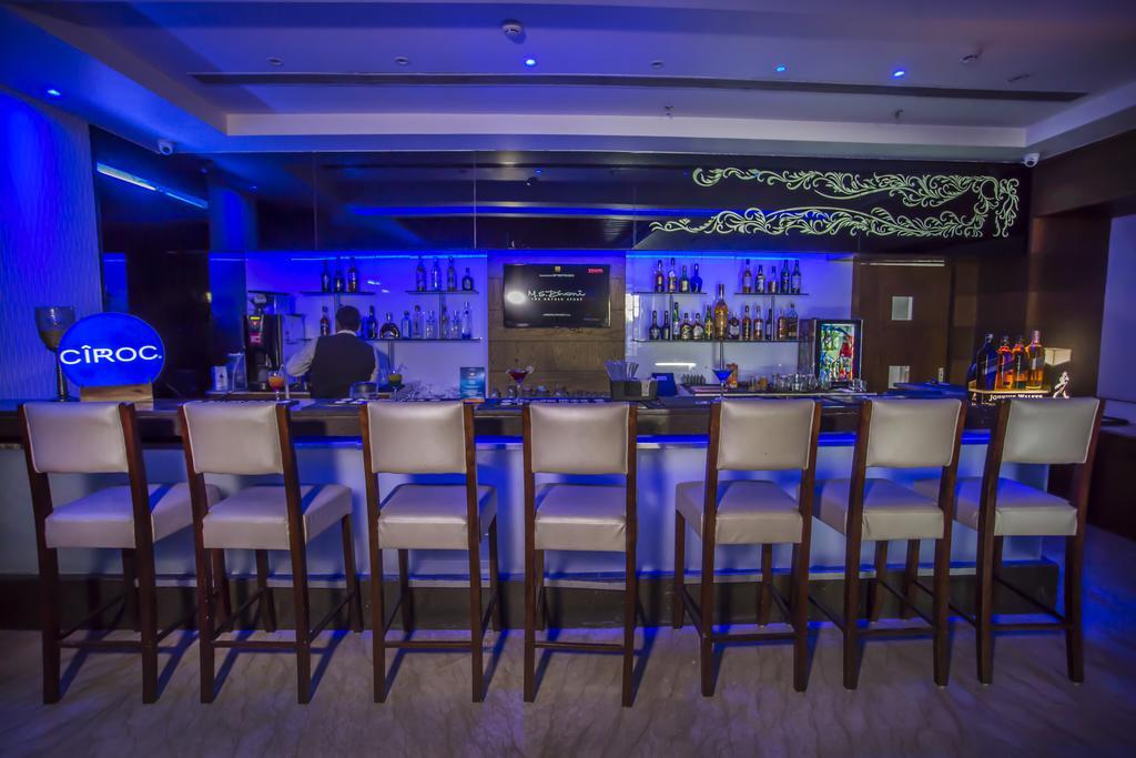 Hotel Sarovar Portico- 4*