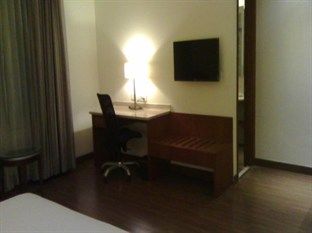 Sarovar Portico- 4*