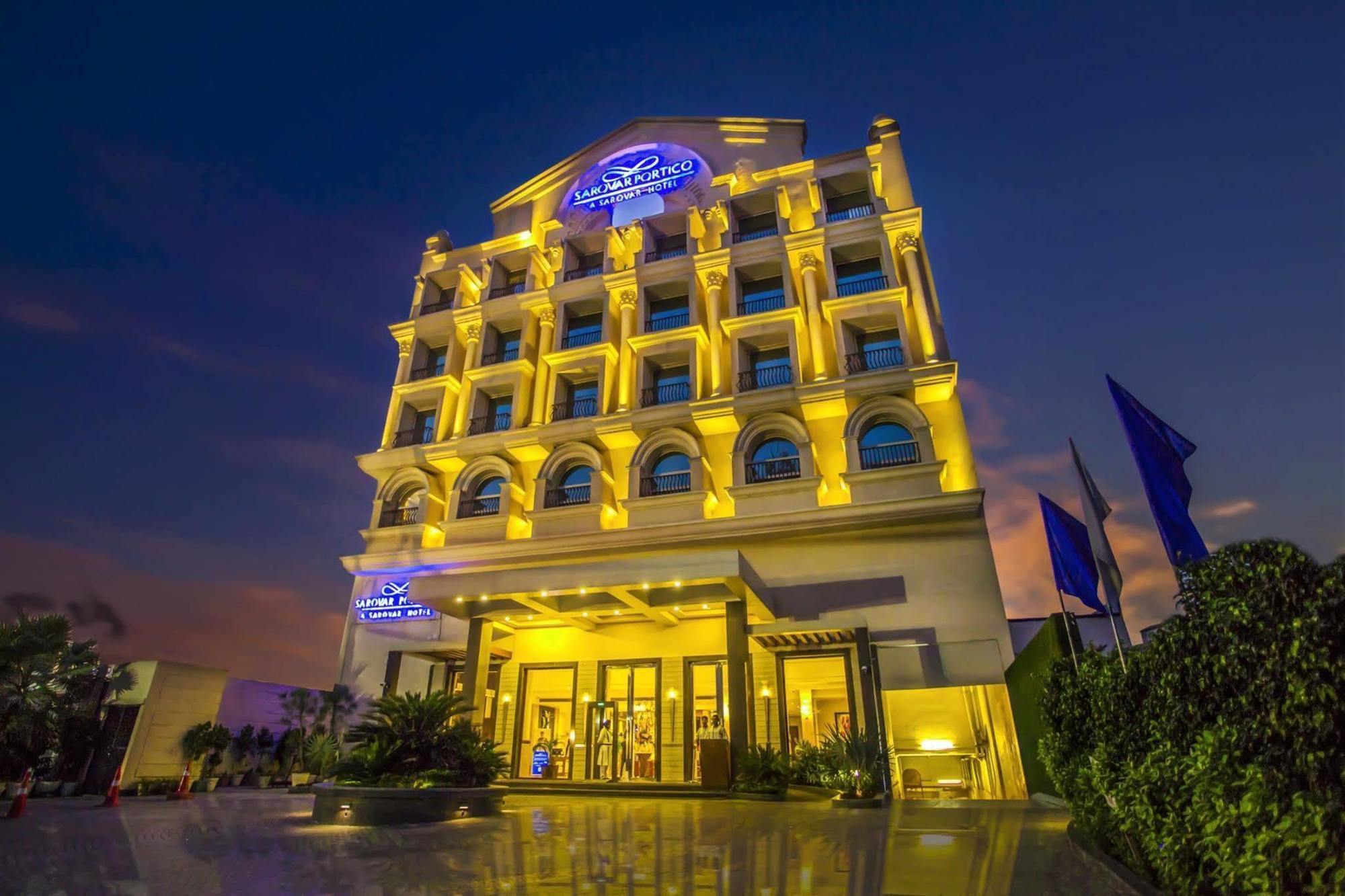 Hotel Sarovar Portico-