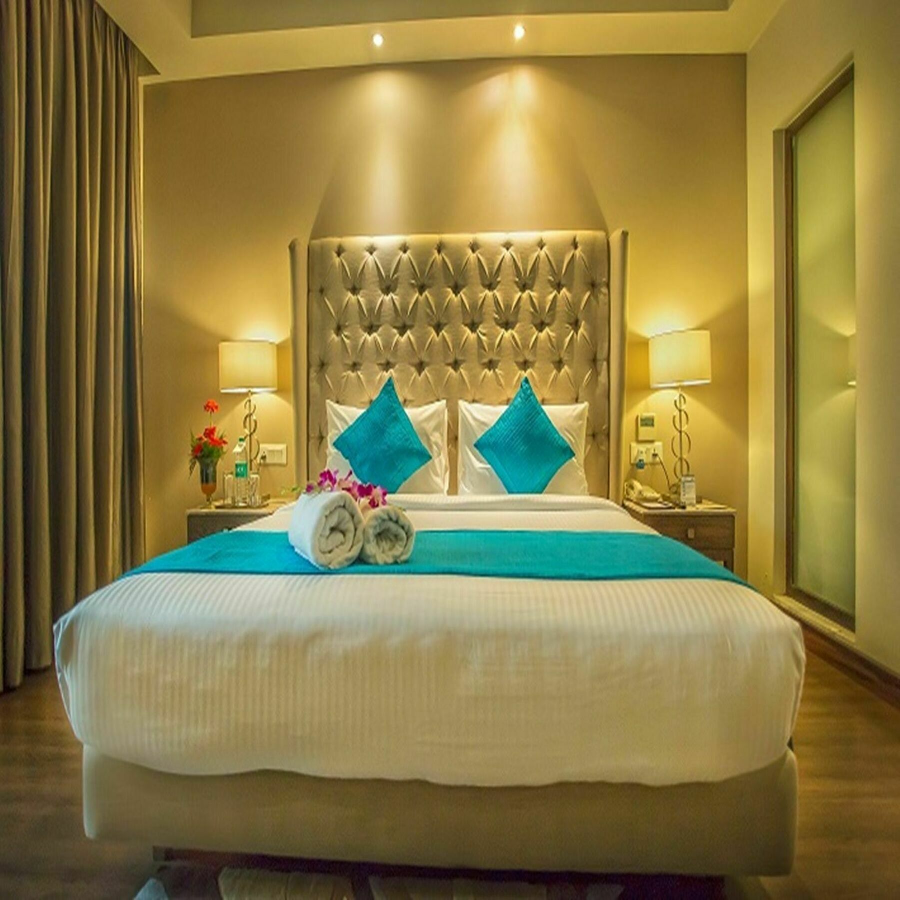 Sarovar Portico- Hotel 4*