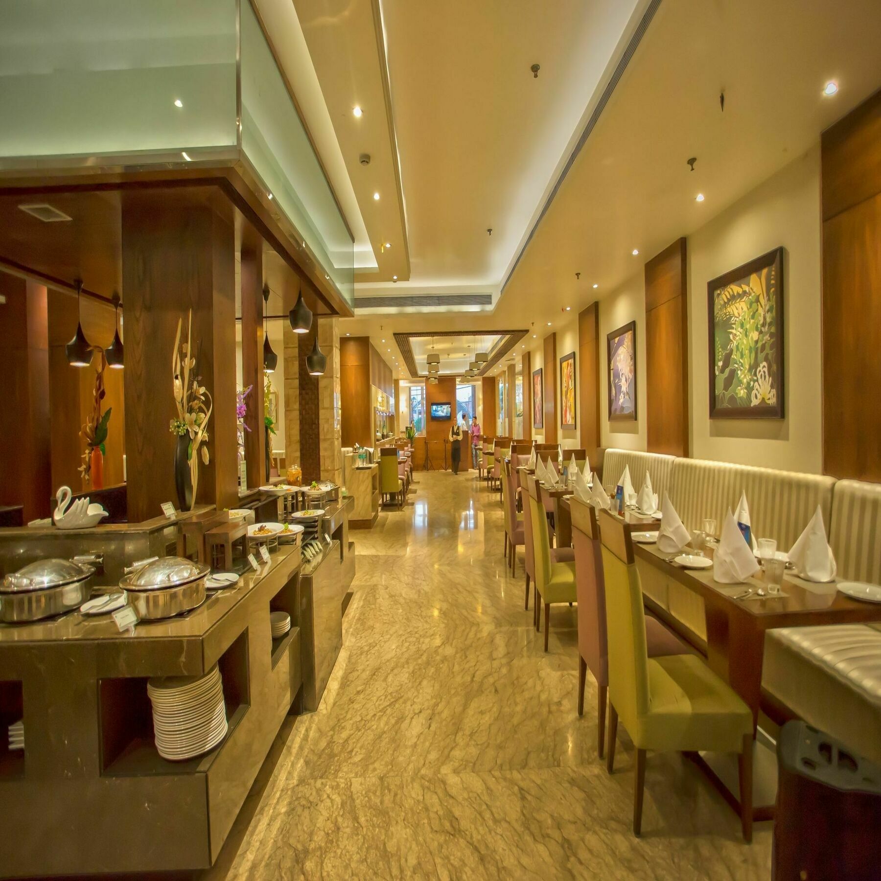 Sarovar Portico- Hotel 4*