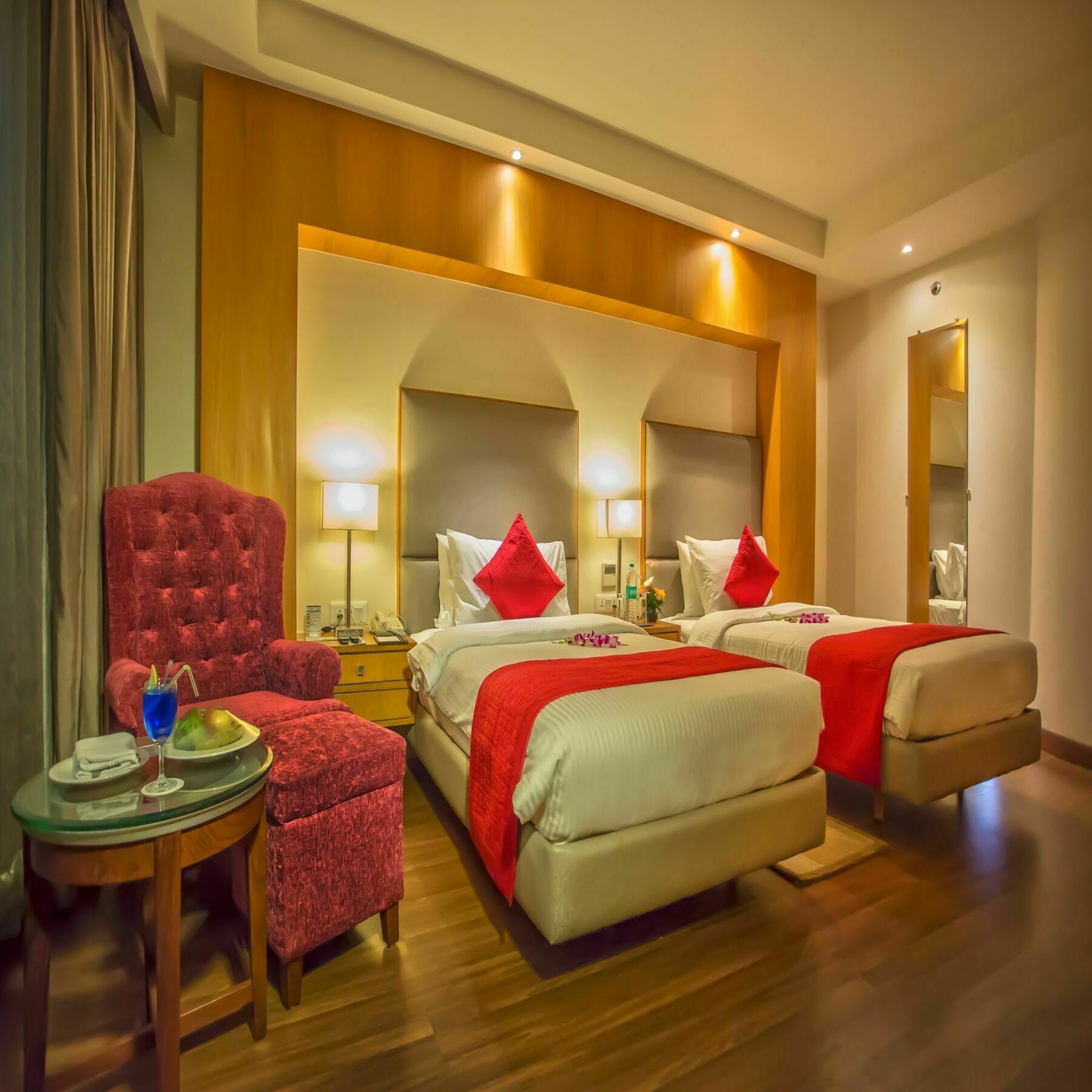 Sarovar Portico- Hotel